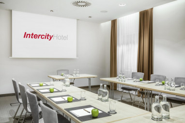 IntercityHotel Nürnberg: Sala de reuniões