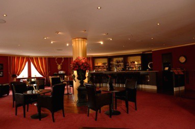 Thermenhotel Neide: Bar/hol hotelowy