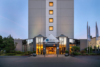 Select Hotel Rüsselsheim: Vista externa