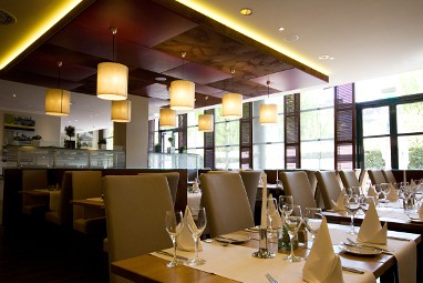 Steigenberger Hotel Dortmund: 레스토랑