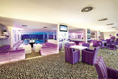 Van der Valk Resort Linstow: Bar/hol hotelowy