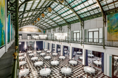 Anantara Grand Hotel Krasnapolsky Amsterdam: Sala na spotkanie