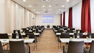 Essential by Dorint Basel City: Sala de reuniões