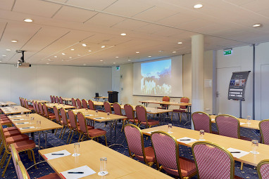 H+ Hotel & SPA Engelberg: Sala de conferências
