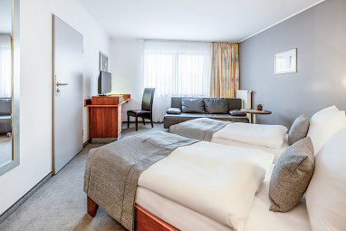 Select Hotel Oberhausen: Room