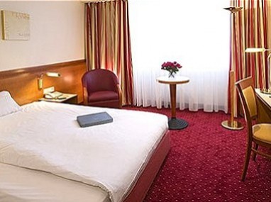 Mercure Hotel Saarbrücken City : Room