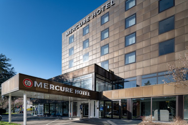 Mercure Parkhotel Mönchengladbach (wegen Renovierung geschlossen: 01.09.23–31.05.24  : Widok z zewnątrz