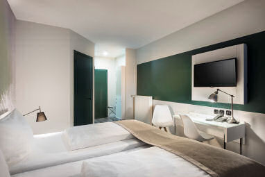 Days Inn by Wyndham Dessau: Room