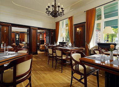 Le Méridien Grand Hotel Nürnberg: Ресторан