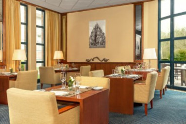 Seminaris Hotel Nürnberg: Ресторан