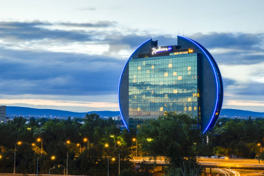 Radisson Blu Hotel Frankfurt: Vista externa