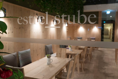 Estrel Hotel: Restaurant