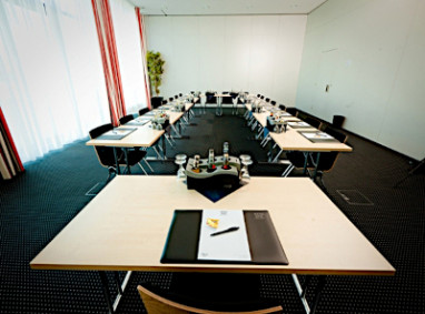 NOVINA HOTEL Herzogenaurach Herzo-Base: Toplantı Odası