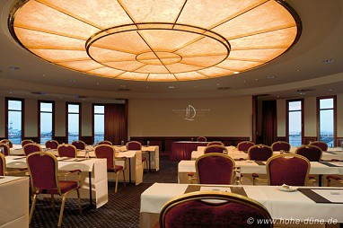 Yachthafenresidenz Hohe Düne Yachting & SPA Resort: Sala de conferências