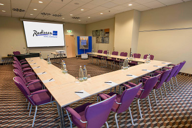 Radisson Blu Hotel Dortmund: конференц-зал