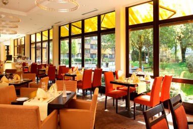 H+ Hotel Bochum: Ресторан