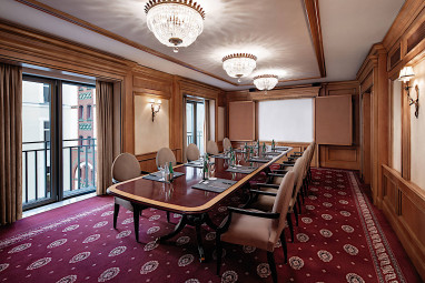 Regent Berlin: Meeting Room