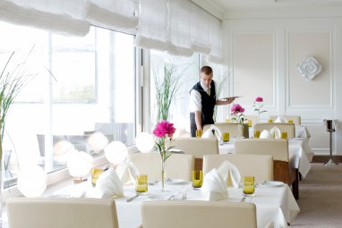 Hotel Der Seehof: レストラン
