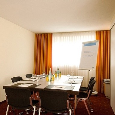 NH Fürth Nürnberg: Meeting Room