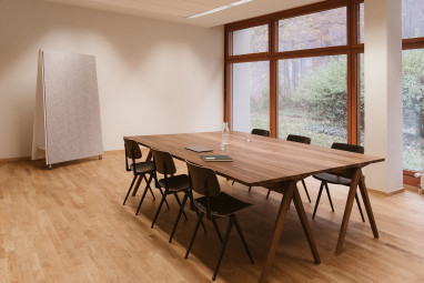 Bold Campus: Meeting Room