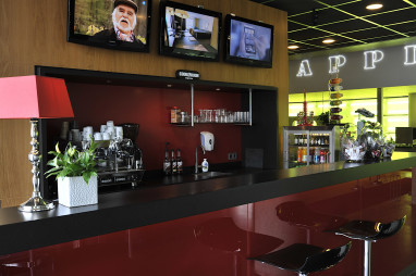 Select Hotel Apple Park Maastricht: Bar/hol hotelowy
