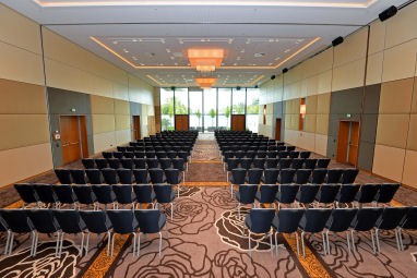 Hilton Vienna Danube Waterfront: Sala de conferências