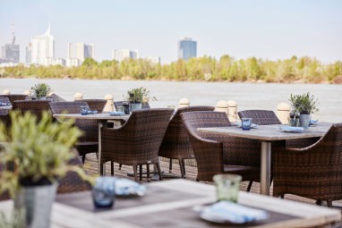 Hilton Vienna Danube Waterfront: Outra