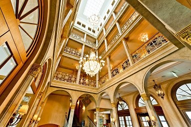 Grand Hotel Les Trois Rois: Hol recepcyjny