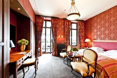 Grand Hotel Les Trois Rois: Pokój