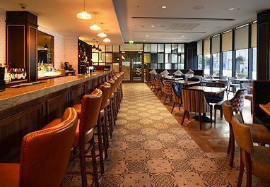 Hilton Dublin Kilmainham: 酒吧/休息室