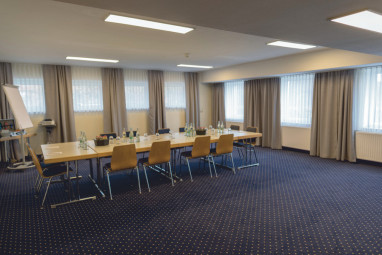 Arens Hotel 327: Meeting Room