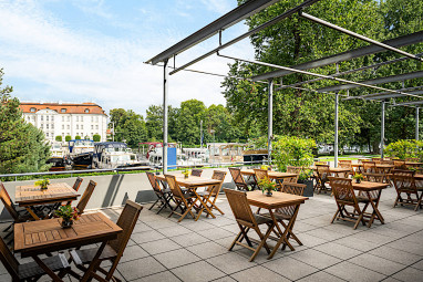 HOTEL BERLIN KÖPENICK by Leonardo Hotels: 레스토랑
