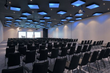 Radisson Blu Hotel Zurich Airport: Sala de conferencia