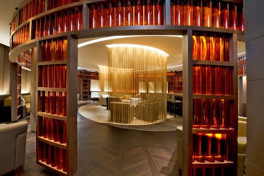 The Ritz-Carlton, Wolfsburg: Bar/Salon