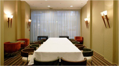 Grand Hotel La Croisette: Meeting Room