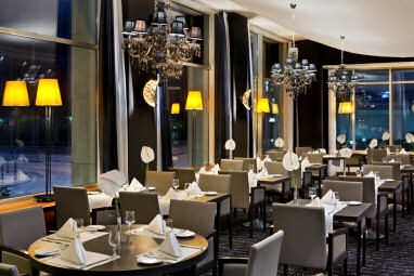 Savigny Hotel Frankfurt City: Ресторан