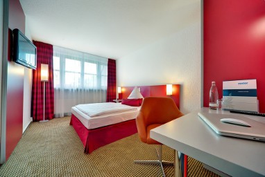 nestor Hotel Neckarsulm: Номер