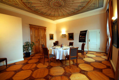 Schloss Burgellern: Sala de reuniões