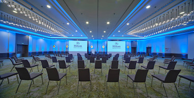 Hilton Frankfurt City Centre: Sala de reuniões