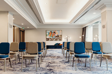 Hilton Frankfurt City Centre: Sala de reuniões