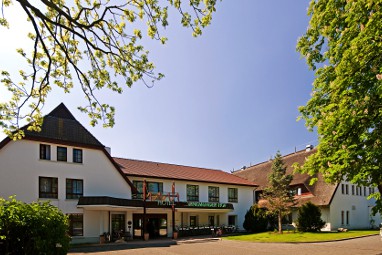 Ringhotel Warnemünder Hof: Exterior View