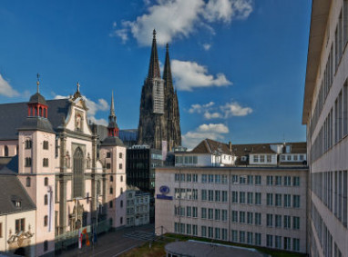 Hilton Cologne: 외관 전경