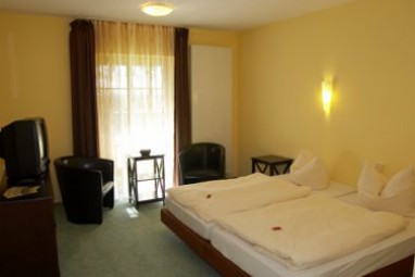Feriendorf Bertingen Hotel La Porte: Room