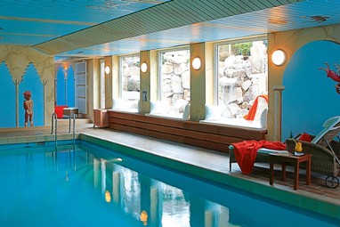 Hotel Azenberg: Zwembad