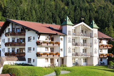 Alpenhotel Oberstdorf: Vista exterior
