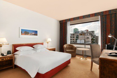 Hilton Rotterdam: Room