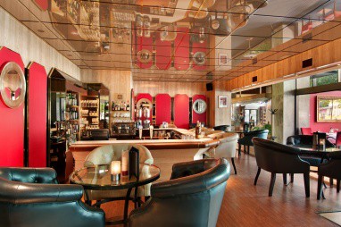 Hilton Rotterdam: 酒吧/休息室