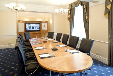 Oatlands Park Hotel: Meeting Room
