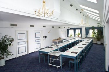 Hotel Hölzerbräu: Toplantı Odası