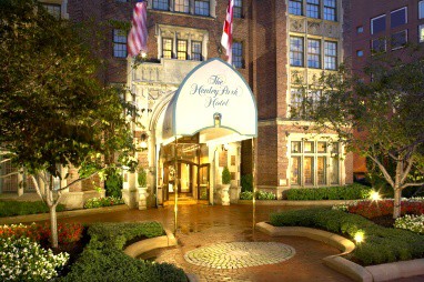 The Henley Park Hotel : Buitenaanzicht